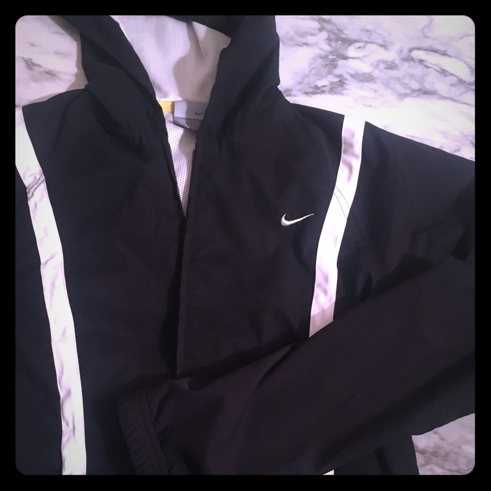 Nike XS black and white windbreaker jacket
